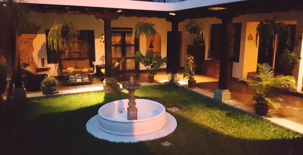 Отель La Casa De Don Pedro Антигуа-Гватемала Экстерьер фото