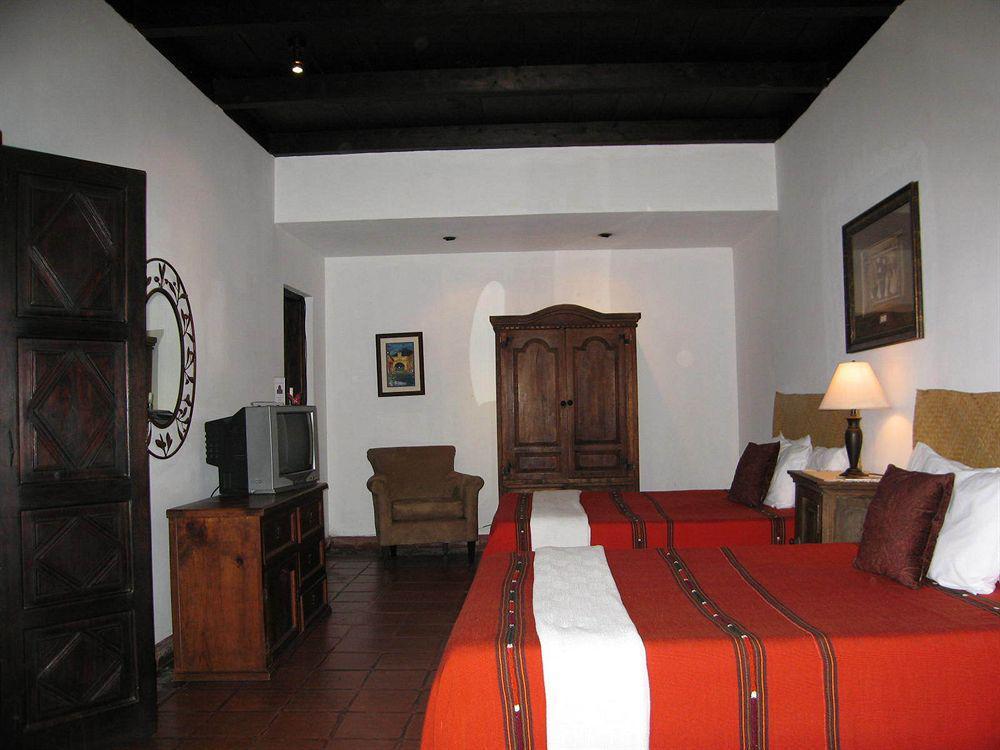 Отель La Casa De Don Pedro Антигуа-Гватемала Экстерьер фото